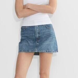 Aritizia Denim Forum The 90s Ricci Blue Denim Mini Jean Skirt Size 30